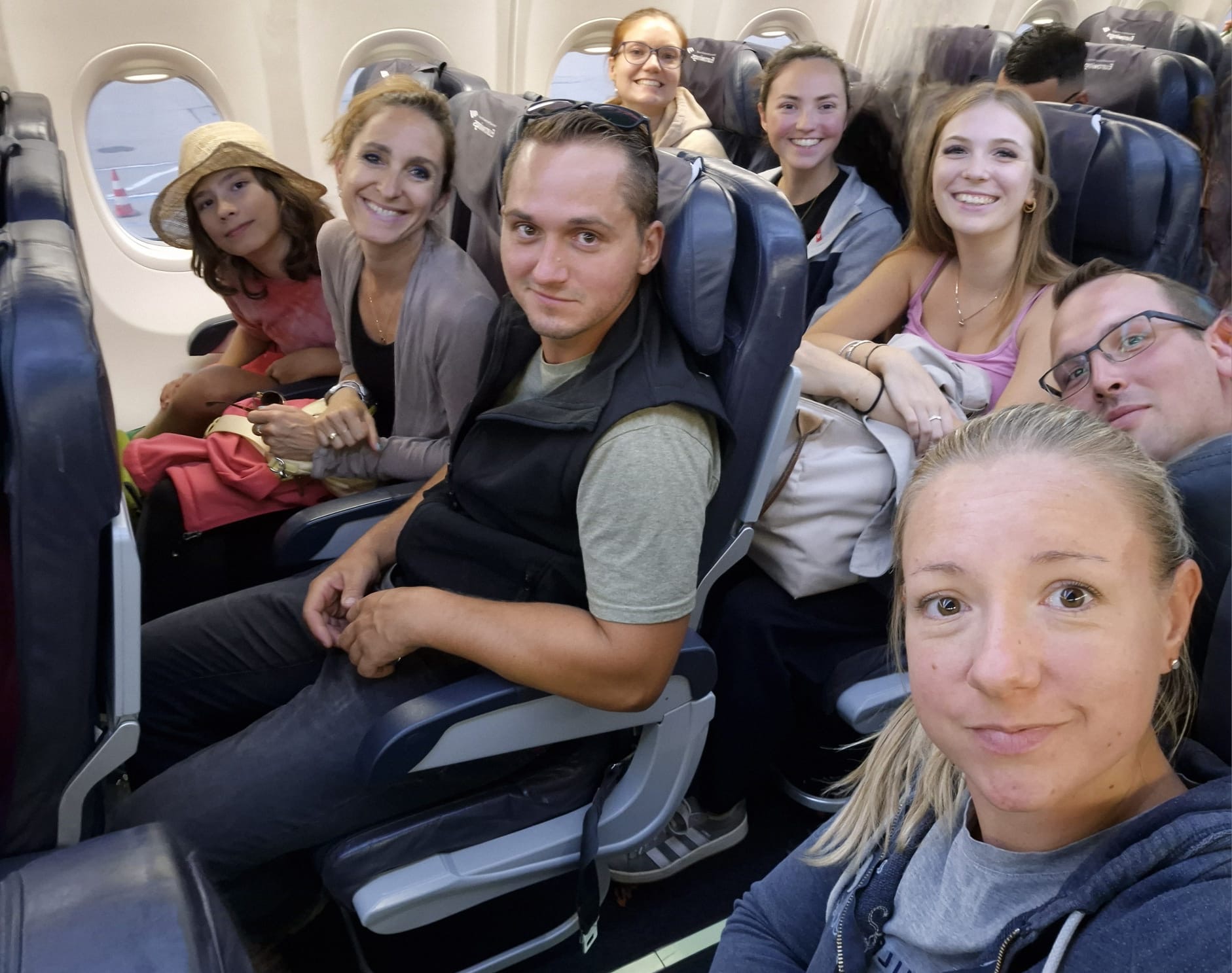 9d70b25d-5579-47e0-bc9b-1040ae8c0e2a