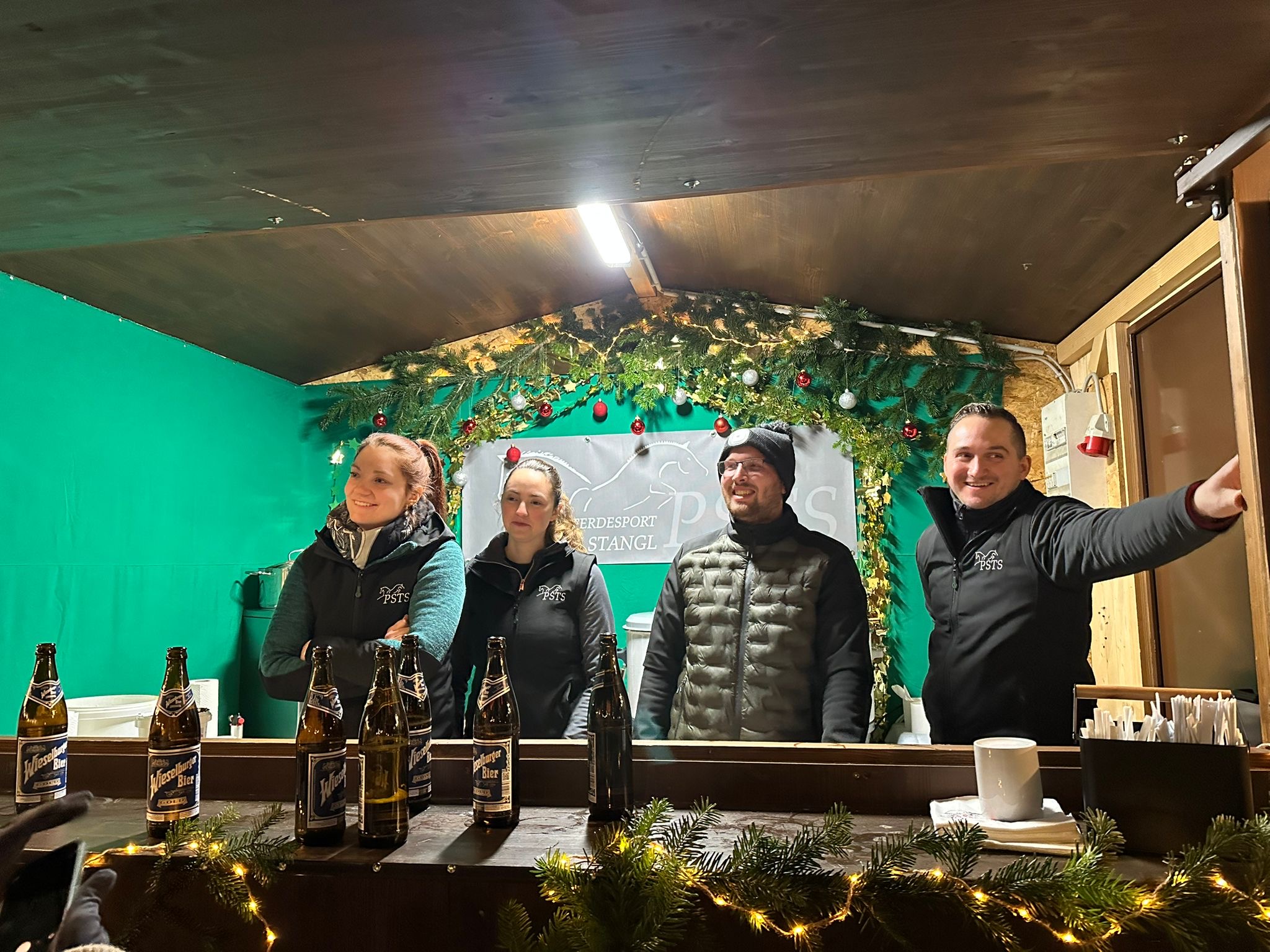 c6a3a0c4-615b-4c39-b886-8c3b1a6950a4